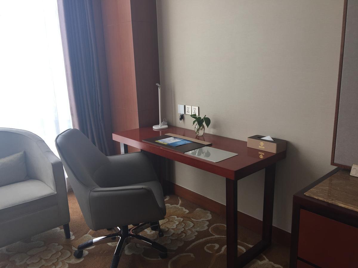 Xining Sapphire Hotel מראה חיצוני תמונה